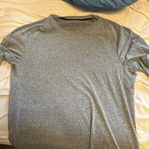 Lululemon short sleeve shirt